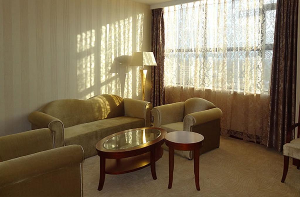 President Hotel at Umodzi Park Lilongwe Eksteriør billede