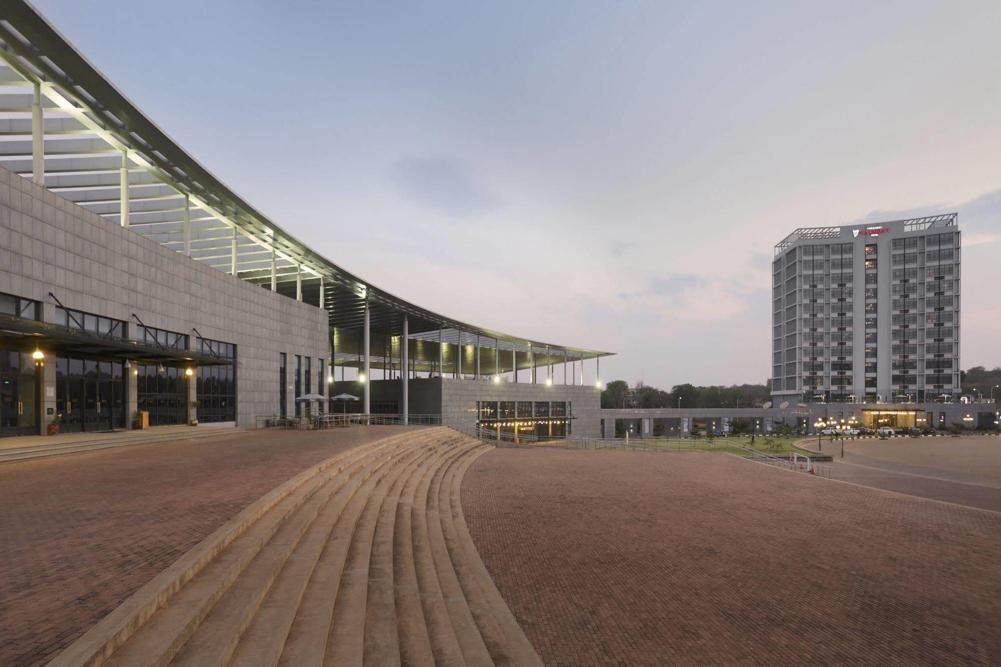 President Hotel at Umodzi Park Lilongwe Eksteriør billede